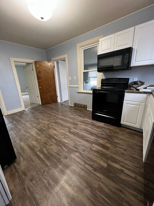 1326 Mississippi St in La crosse, WI - Building Photo