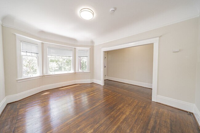 38 Glen Ave in Oakland, CA - Building Photo - Building Photo