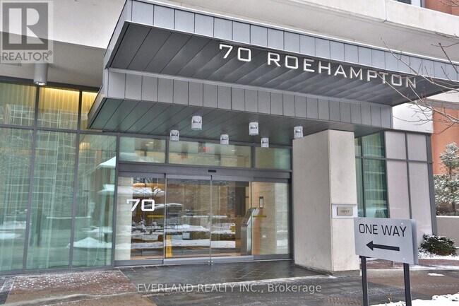 property at 70-470 Roehampton Ave