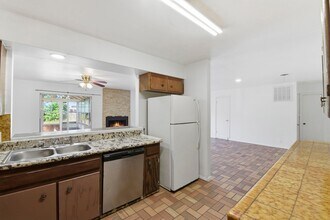 7138 Mobud Dr in Houston, TX - Building Photo - Building Photo