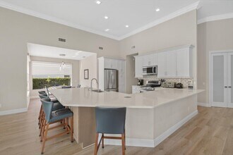 4841 Exeter Estate Ln in Wellington, FL - Building Photo - Building Photo