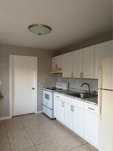 5793 Oleander Dr in Orlando, FL - Building Photo - Building Photo