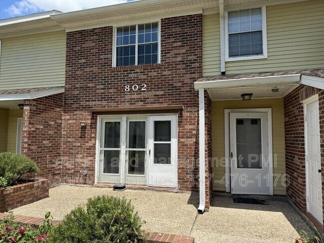 101 Wilbourn Blvd
