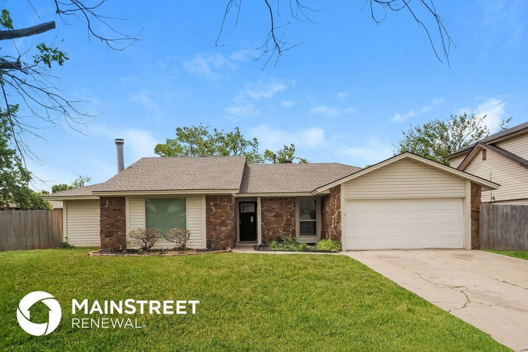 11235 Davis Ct in Oklahoma City, OK - Building Photo