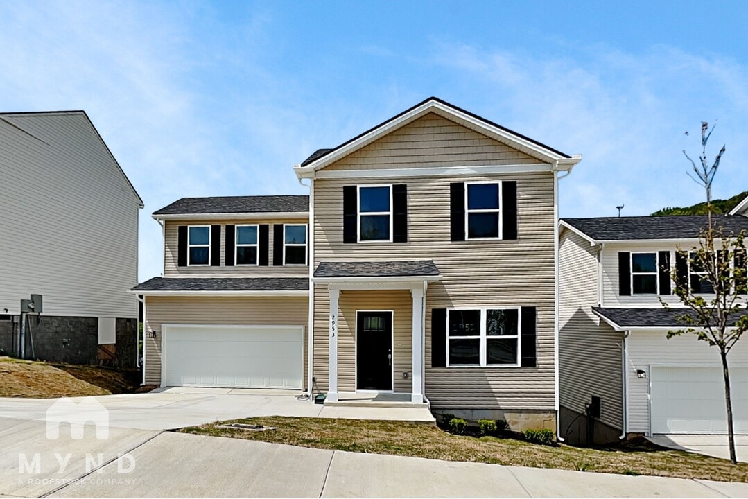 2953 Thornton Grove Blvd in Nashville, TN - Building Photo