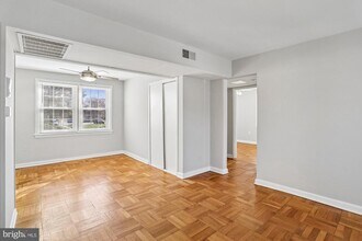 6507 10th St in Alexandria, VA - Building Photo - Building Photo