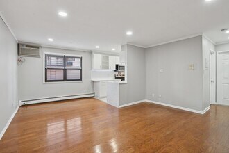 56-58-58 68th St in Guttenberg, NJ - Building Photo - Building Photo