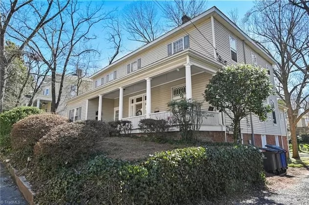 1212 Brookstown Ave, Unit A in Winston-Salem, NC - Building Photo