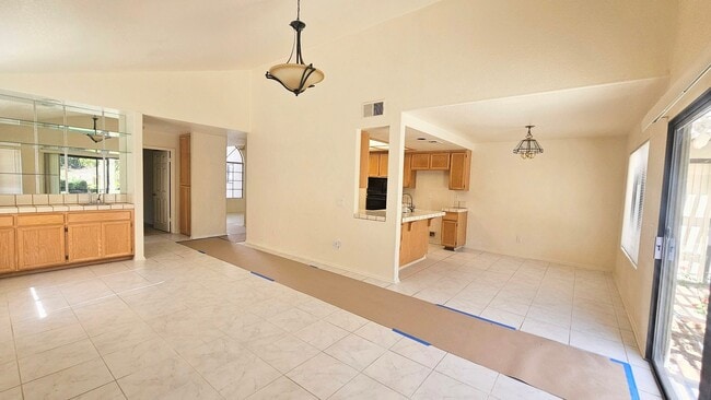 15442 Via Penoles in San Diego, CA - Building Photo - Building Photo