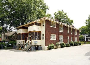 77 Belvedere in Memphis, TN - Building Photo - Building Photo