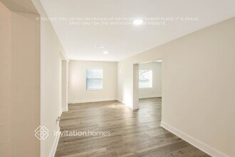 4000 Marlin Dr SE in St. Petersburg, FL - Building Photo - Building Photo