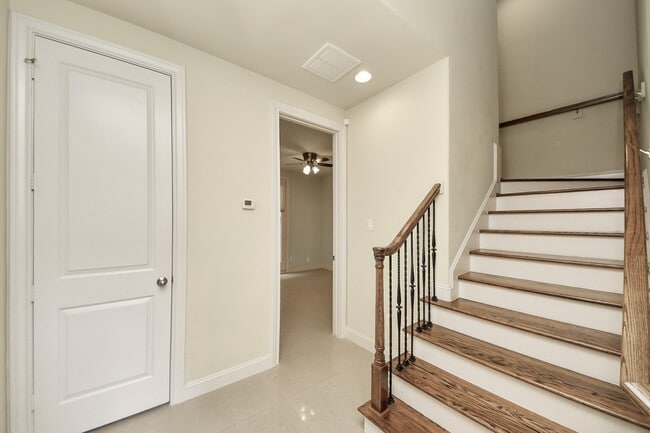 property at 5617 Kiam St