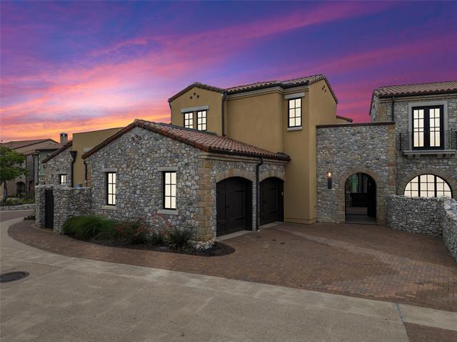 8 Comillas Dr in Westlake, TX - Building Photo