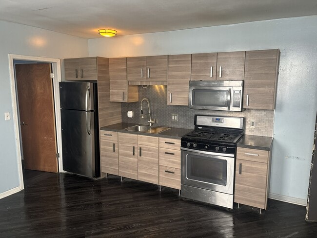 2221 Brewerton Rd, Unit #2