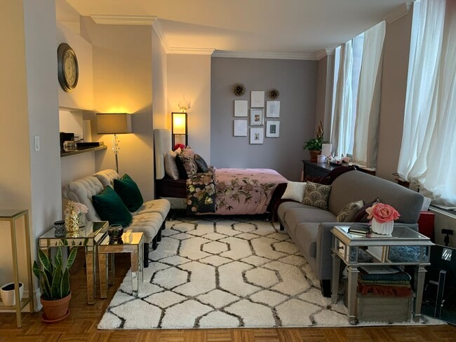 property at 400 E 90th St