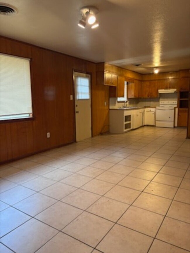 1134 Autumn St in Jackson, MS - Building Photo - Building Photo