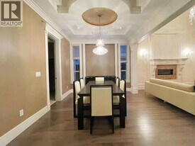 8860 Minler Rd in Richmond, BC - Building Photo