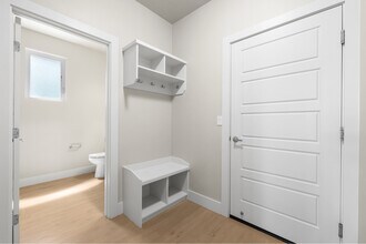 3077 S Old Hickory Way in Boise, ID - Building Photo - Building Photo