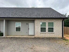 13209 County Rd 499 in Lindale, TX - Building Photo - Building Photo