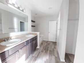 185 SW Exmore Ave in Port St. Lucie, FL - Building Photo - Building Photo