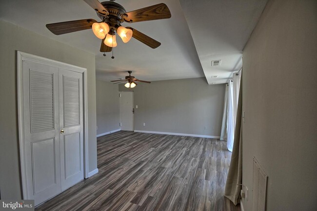 7507 Riverdale Rd-Unit -2053 in New Carrollton, MD - Building Photo - Building Photo