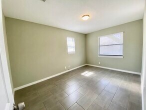1691 W 26th St in West Palm Beach, FL - Building Photo - Building Photo