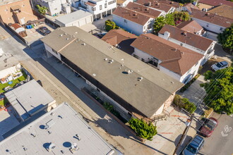 576 W 13th St in San Pedro, CA - Building Photo - Building Photo