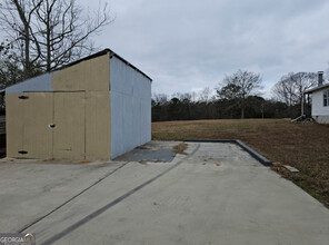 340 Kelly Farm Rd in Newnan, GA - Building Photo - Building Photo