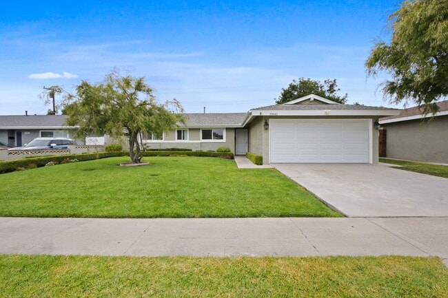 property at 5841 Santa Catalina Ave