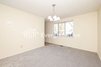 6420 Larcomb Dr in Dayton, OH - Building Photo - Building Photo