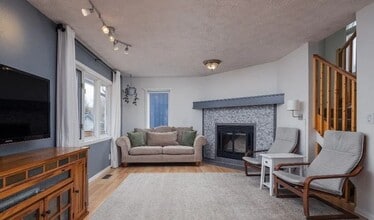 17451 Beaujolais Cir in Anchorage, AK - Building Photo - Building Photo