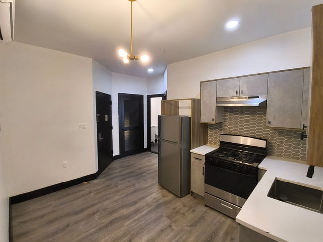 11 Thomas St in Newark, NJ - Building Photo - Building Photo