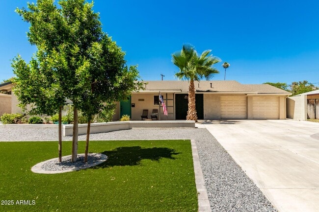 property at 4030 E Catalina Dr