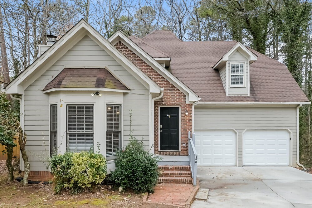 488 Stonebridge Ct in Stone Mountain, GA - Foto de edificio