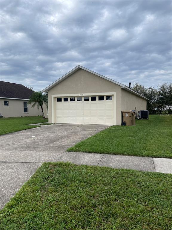 2406 Violet Ct in Kissimmee, FL - Foto de edificio - Building Photo