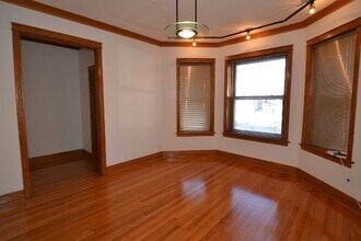 4118 N Ashland Ave, Unit 1 in Chicago, IL - Foto de edificio - Building Photo