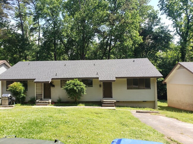 203 Luther Dr, Unit 203 B Luther Drive