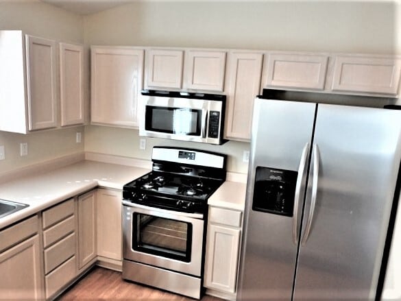 736 Autumn Meadows Dr in Rio Rancho, NM - Foto de edificio - Building Photo