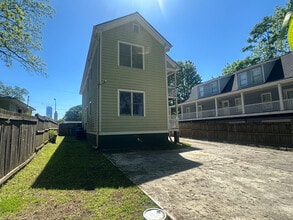 Room in Duplex on Griffin St NW in Atlanta, GA - Foto de edificio - Building Photo