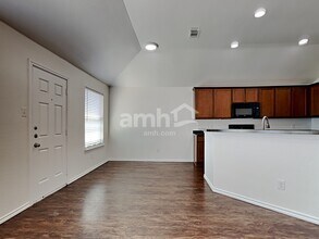 924 Mesa Vista Dr in Crowley, TX - Building Photo - Building Photo