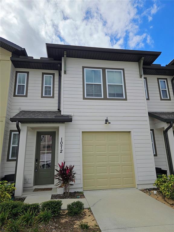 1072 Plantation Ln in Davenport, FL - Building Photo - Building Photo