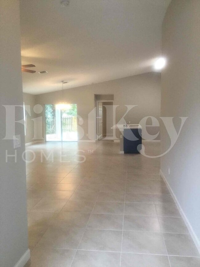 3866 SW Darwin Blvd in Port St. Lucie, FL - Building Photo - Building Photo