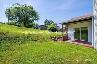 414 Herrod St in West Mifflin, PA - Building Photo - Building Photo