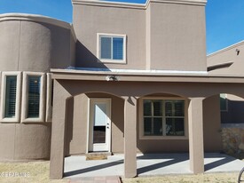 3128 Spring Willow in El Paso, TX - Foto de edificio - Building Photo