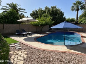 601 E Forest Hills Dr in Phoenix, AZ - Building Photo - Building Photo