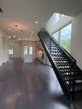 2607 Sutherland St in Austin, TX - Building Photo - Building Photo