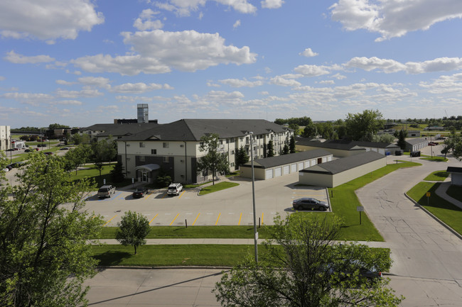 Campus Place 3 Apartments in Grand Forks, ND - Building Photo - Building Photo