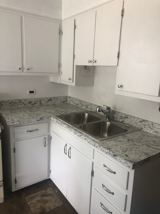 217 W High st, Unit 2nd Floor in Hummelstown, PA - Building Photo