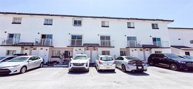 property at 1100 SW 104th Ct