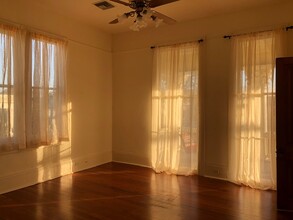 5525 Hurst St, Unit 5525 Hurst St in New Orleans, LA - Foto de edificio - Building Photo